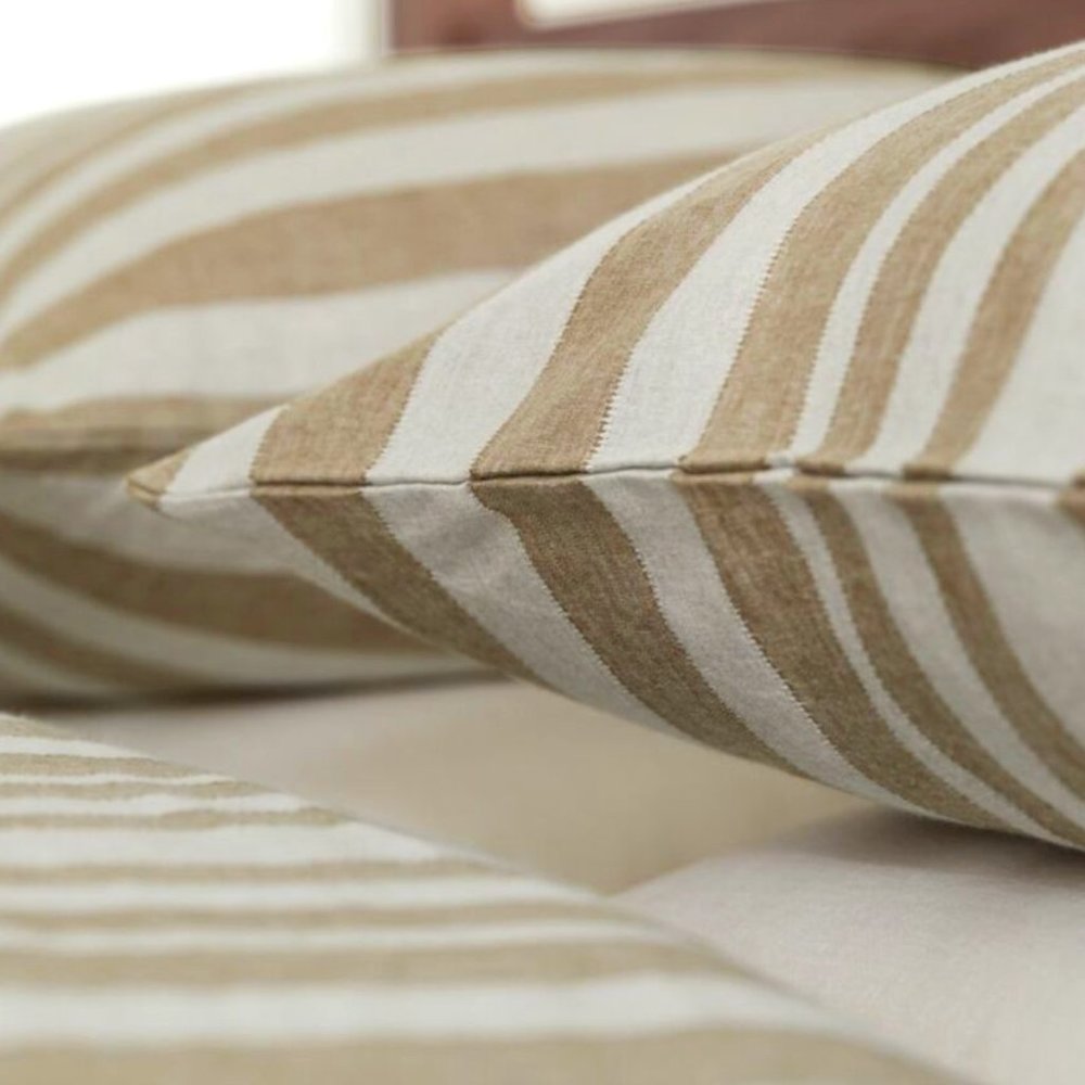 Crate & Barrel Pair of King Size Shams Riva Striped Linen Cotton Blend NWT